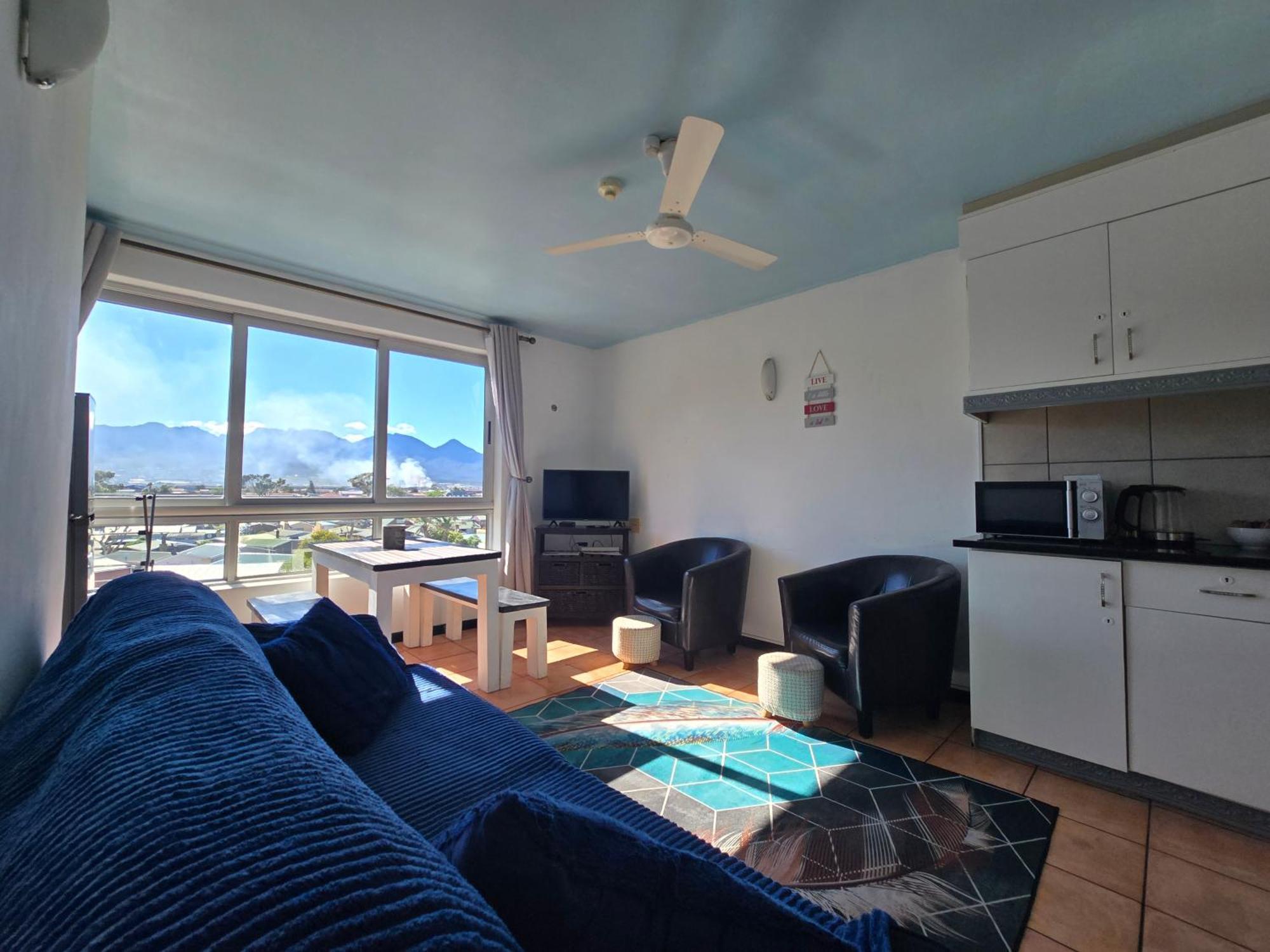 False Bay Inn Strand Esterno foto